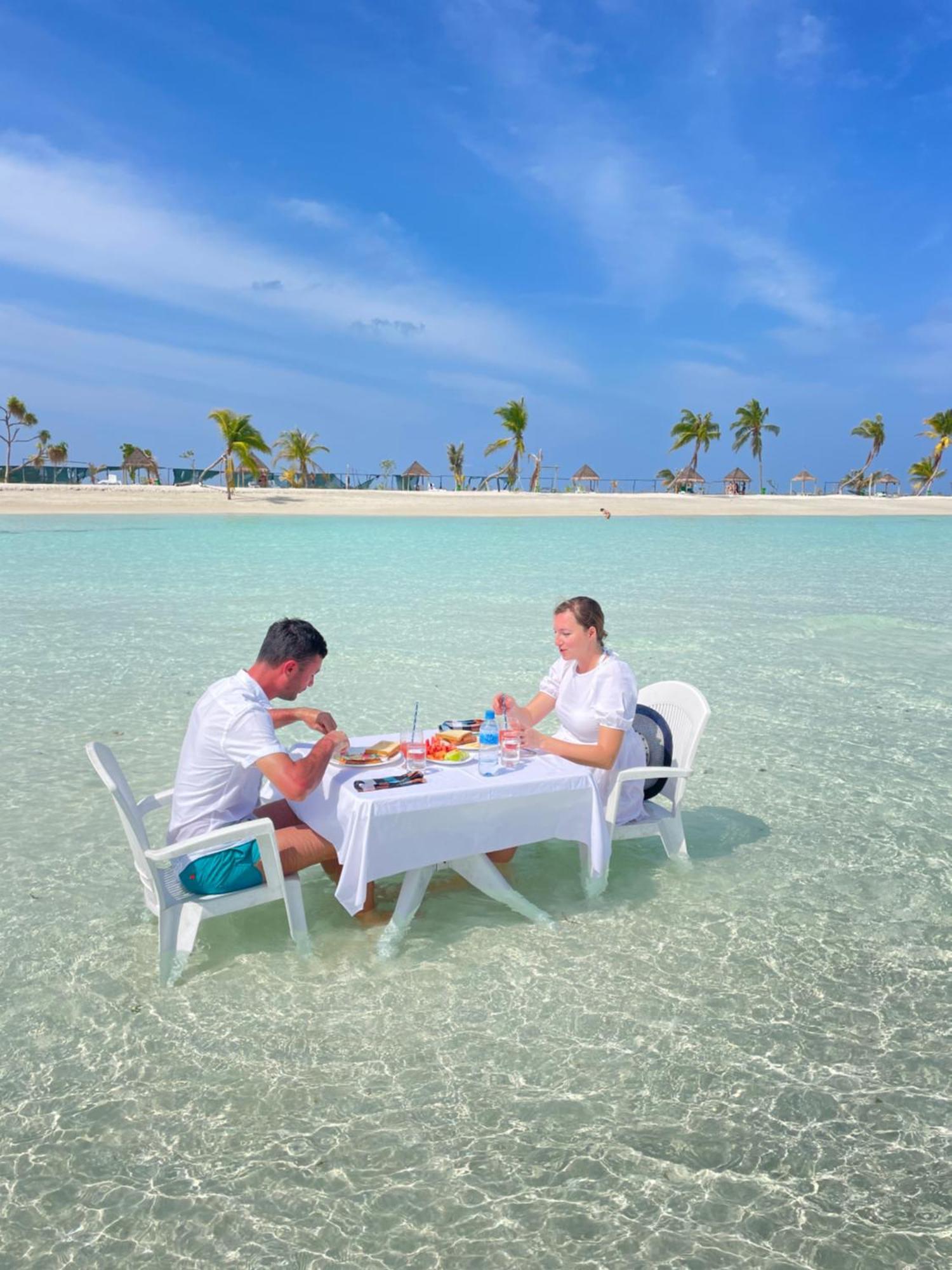 Ithaa Beach Guraidhoo  Eksteriør billede